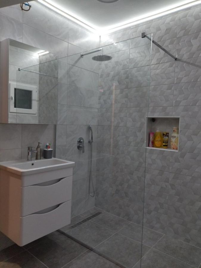 Apartment Ksenija Котор Екстер'єр фото