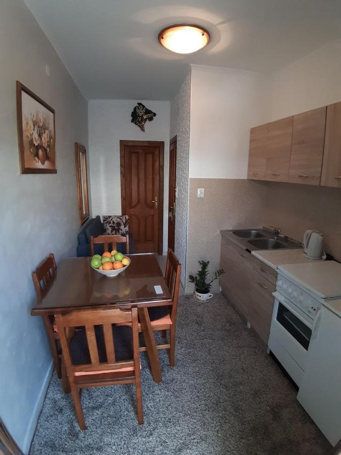 Apartment Ksenija Котор Екстер'єр фото