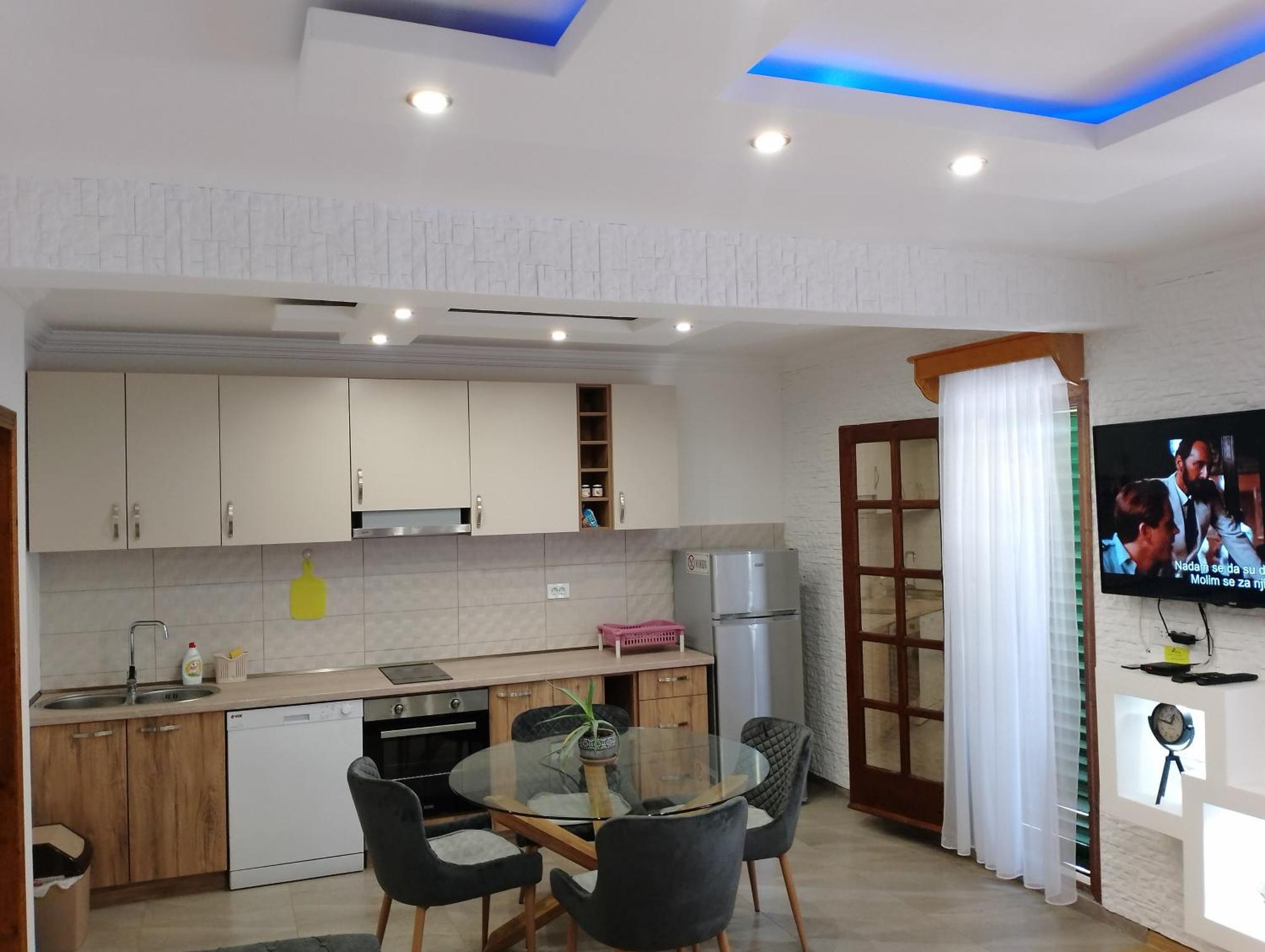 Apartment Ksenija Котор Екстер'єр фото