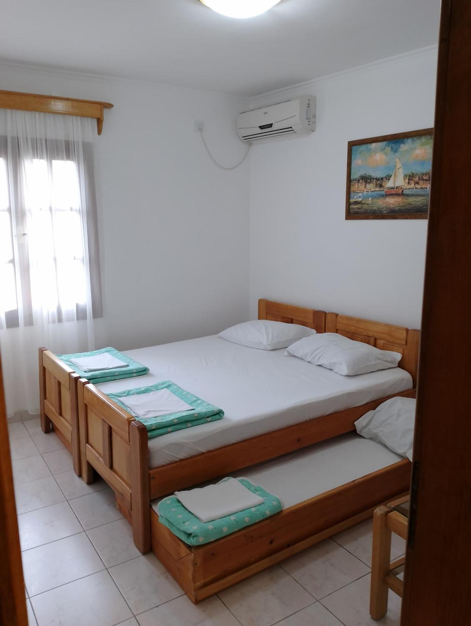 Apartment Ksenija Котор Екстер'єр фото